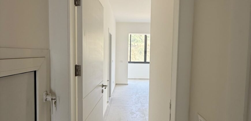 For Sale: Apartment in Fanar