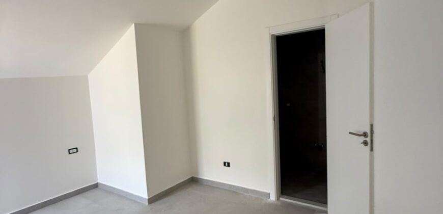 For Sale: Apartment in Fanar