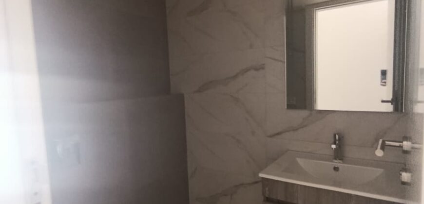 For Sale: Apartment in Bsalim