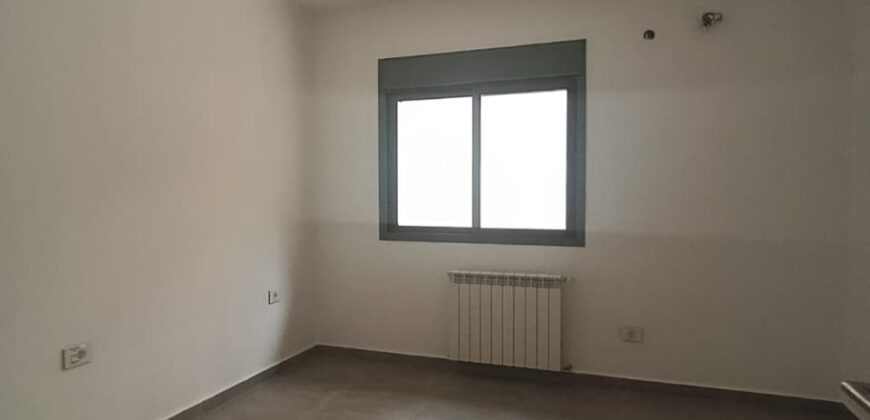 For Sale: Apartment in Bsalim