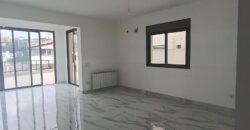 For Sale: Apartment in Bsalim