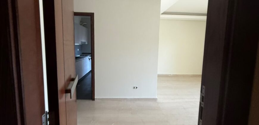 For Sale: Apartment in Jdaideh