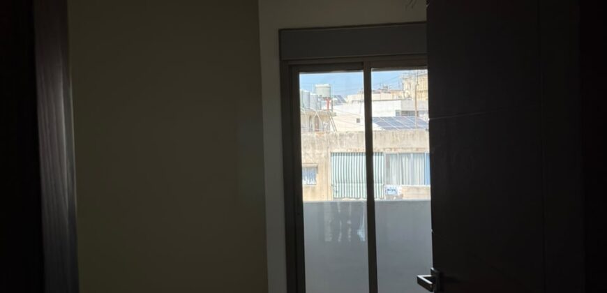 For Sale: Apartment in Jdaideh
