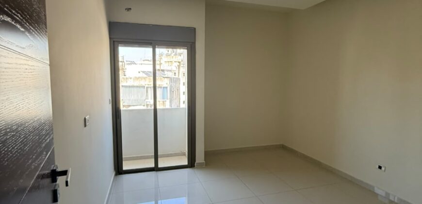 For Sale: Apartment in Jdaideh