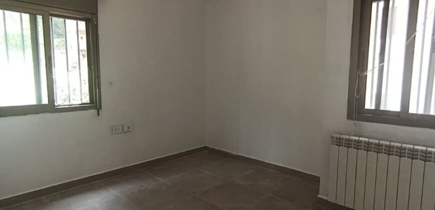 For Sale: Apartment in Bsalim