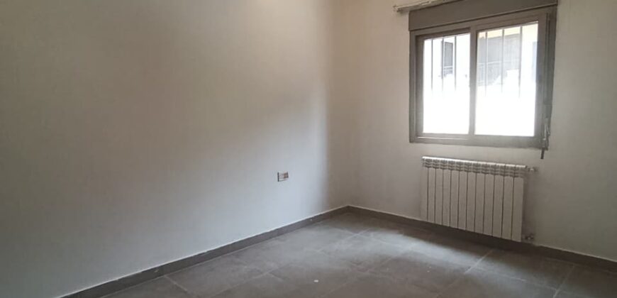 For Sale: Apartment in Bsalim
