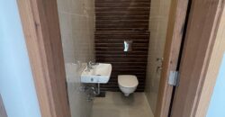 For Sale: Apartment in Ain Saadeh
