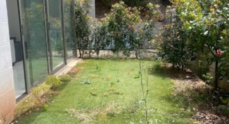 For Sale: Apartment in Ain Saadeh