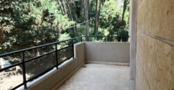 For Sale: Apartment in Ain Saadeh
