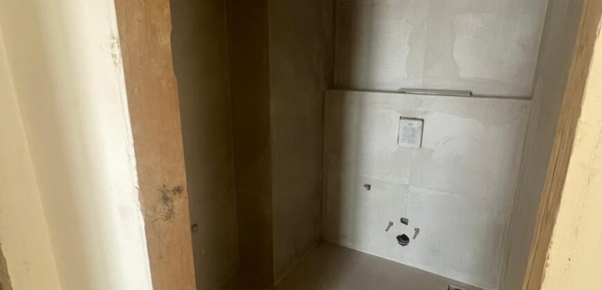 For Sale: Apartment in Tilal Ain Saadeh
