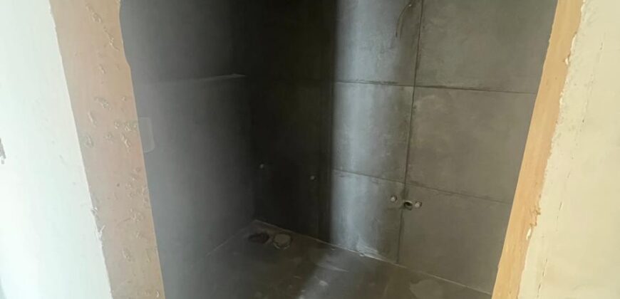 For Sale: Apartment in Tilal Ain Saadeh