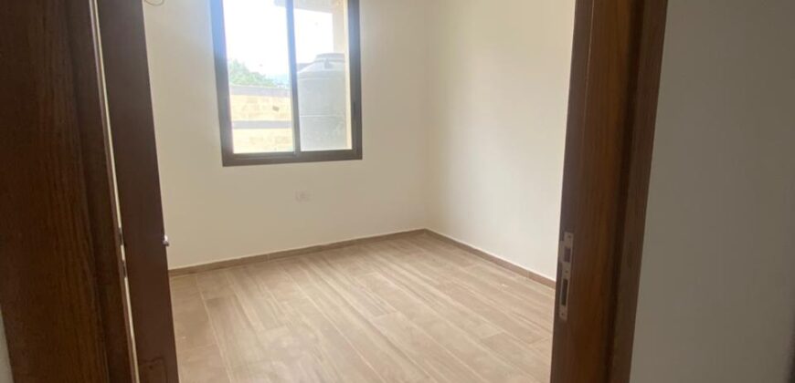 For Sale: Apartment in Baabdat