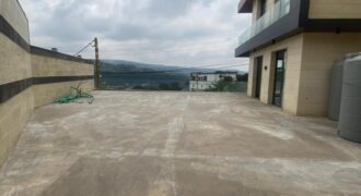 For Sale: Apartment in Baabdat