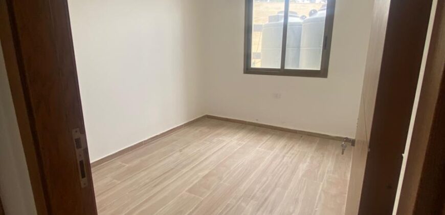For Sale: Apartment in Baabdat