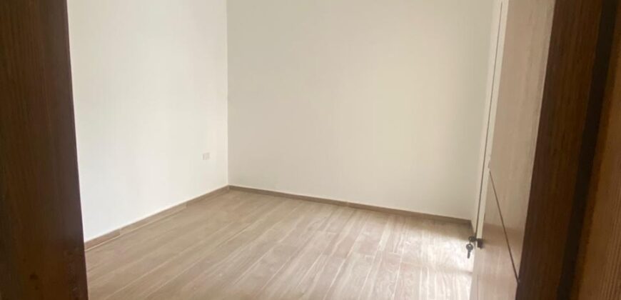 For Sale: Apartment in Baabdat