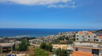 For Sale: Apartment in Dbayeh