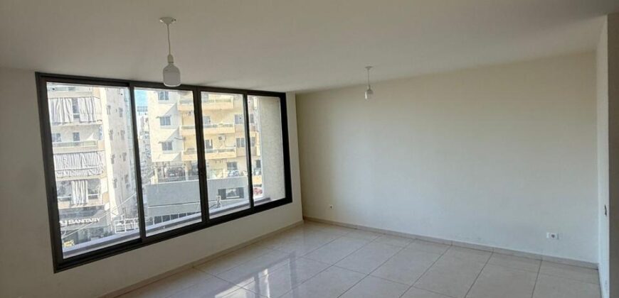 For Sale: Apartments in Dekwaneh