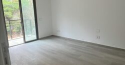 For Sale: Apartment in Ain Najem