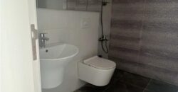 For Sale: Apartment in Ain Najem