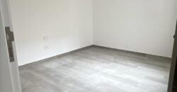 For Sale: Apartment in Ain Najem
