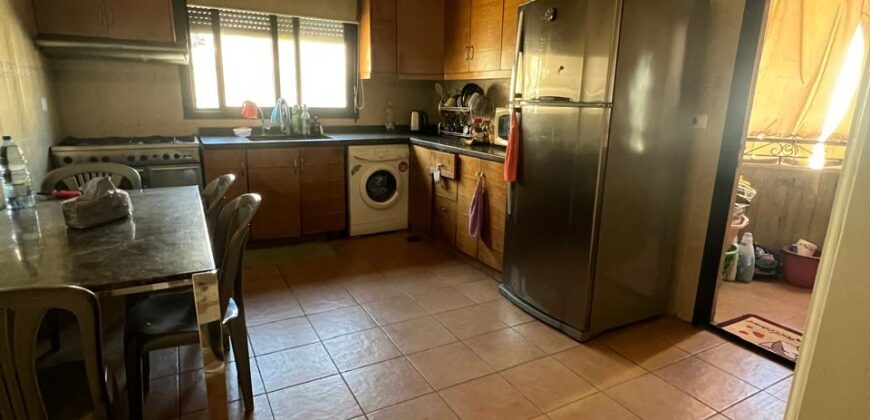 For Sale: Apartment in Jdeideh