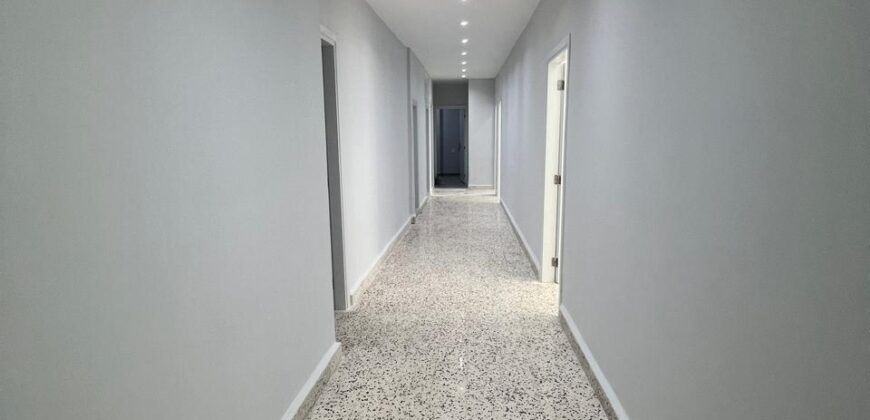For Sale: Apartment in Dekwaneh