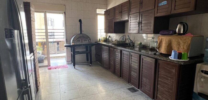 For Sale: Apartment in Jdeideh