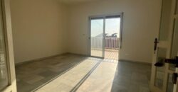 For Sale: Apartment in Mansourieh