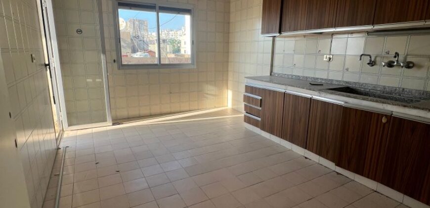 For Sale: Apartment in Mansourieh