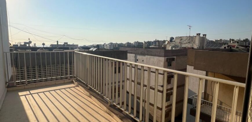 For Sale: Apartment in Mansourieh