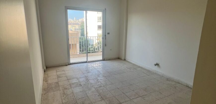 For Sale: Apartment in Mansourieh