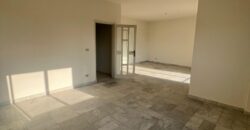 For Sale: Apartment in Mansourieh