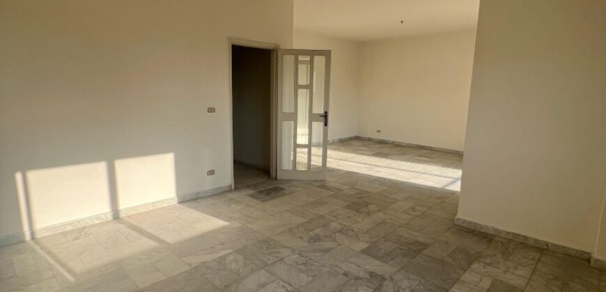 For Sale: Apartment in Mansourieh