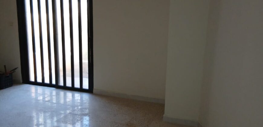 For Sale: Apartment in Dbayeh