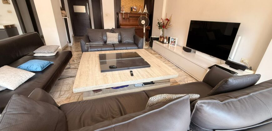 For Sale: Apartment in Hamra