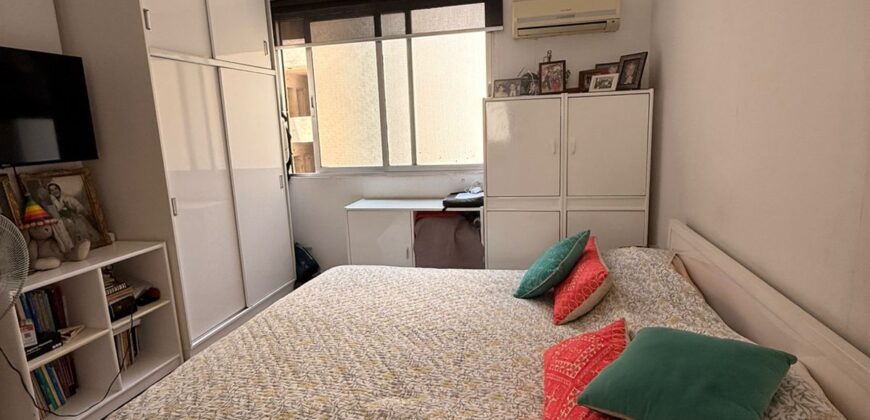 For Sale: Apartment in Hamra