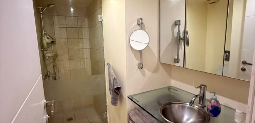 For Sale: Apartment in Hamra