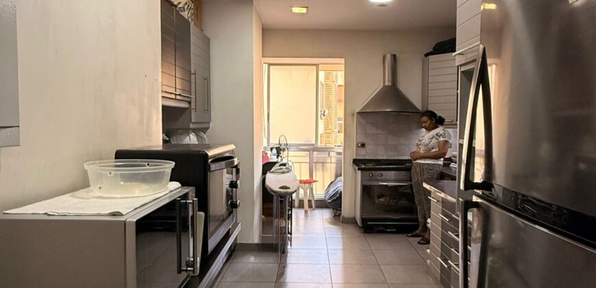 For Sale: Apartment in Hamra