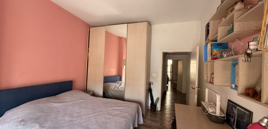 For Sale: Apartment in Hamra