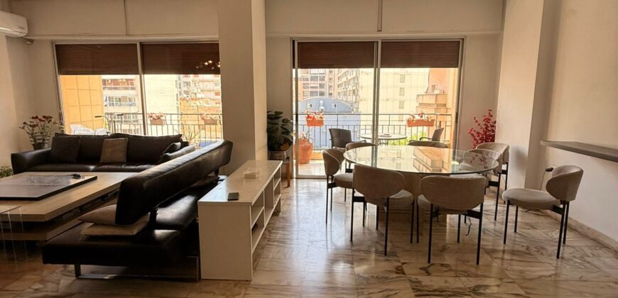 For Sale: Apartment in Hamra