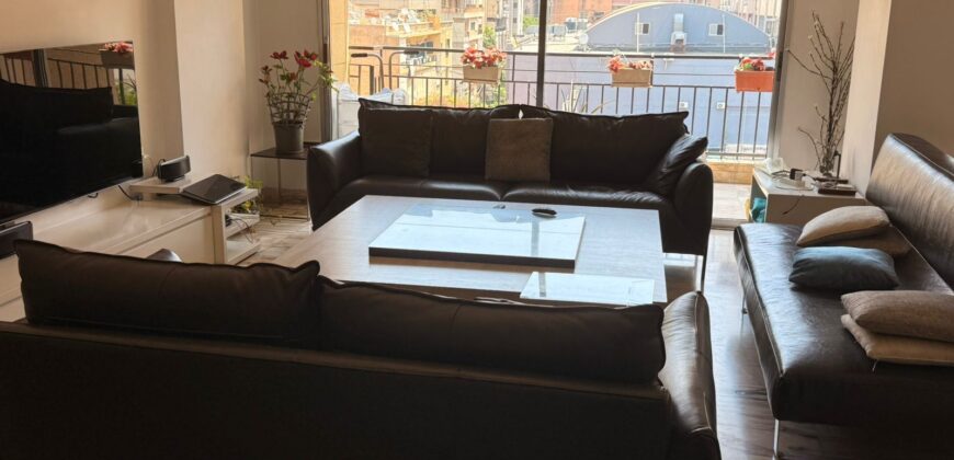 For Sale: Apartment in Hamra