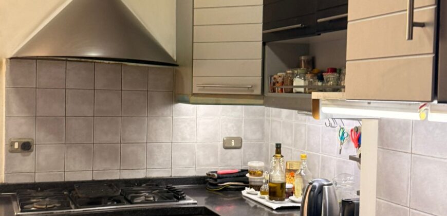 For Sale: Apartment in Hamra