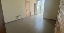 For Sale: Apartment in Mansourieh