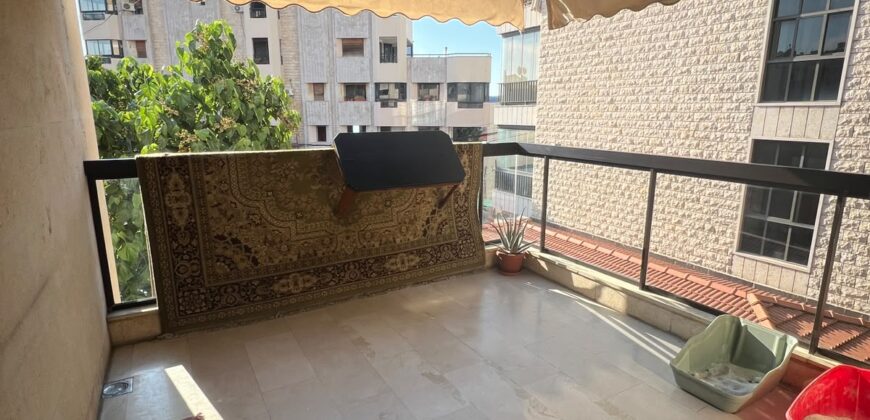 For Sale: Apartment in Mansourieh