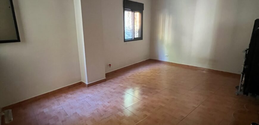 For Sale: Apartment in Mansourieh