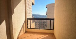 For Sale: Apartment in Mansourieh