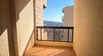 For Sale: Apartment in Mansourieh