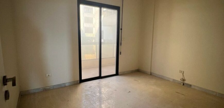 For Sale: Apartment in Mansourieh