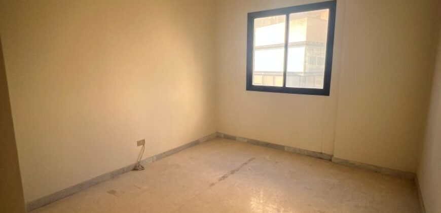 For Sale: Apartment in Mansourieh