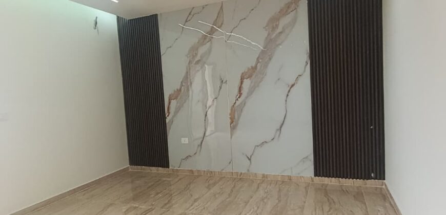 For Sale: Apartment in Mar Chaaya